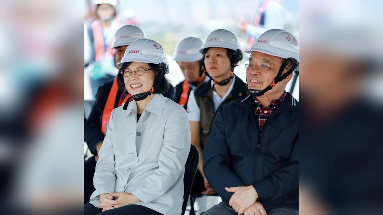 合體參訪淡江大橋！任內沒什麼颱風原因...