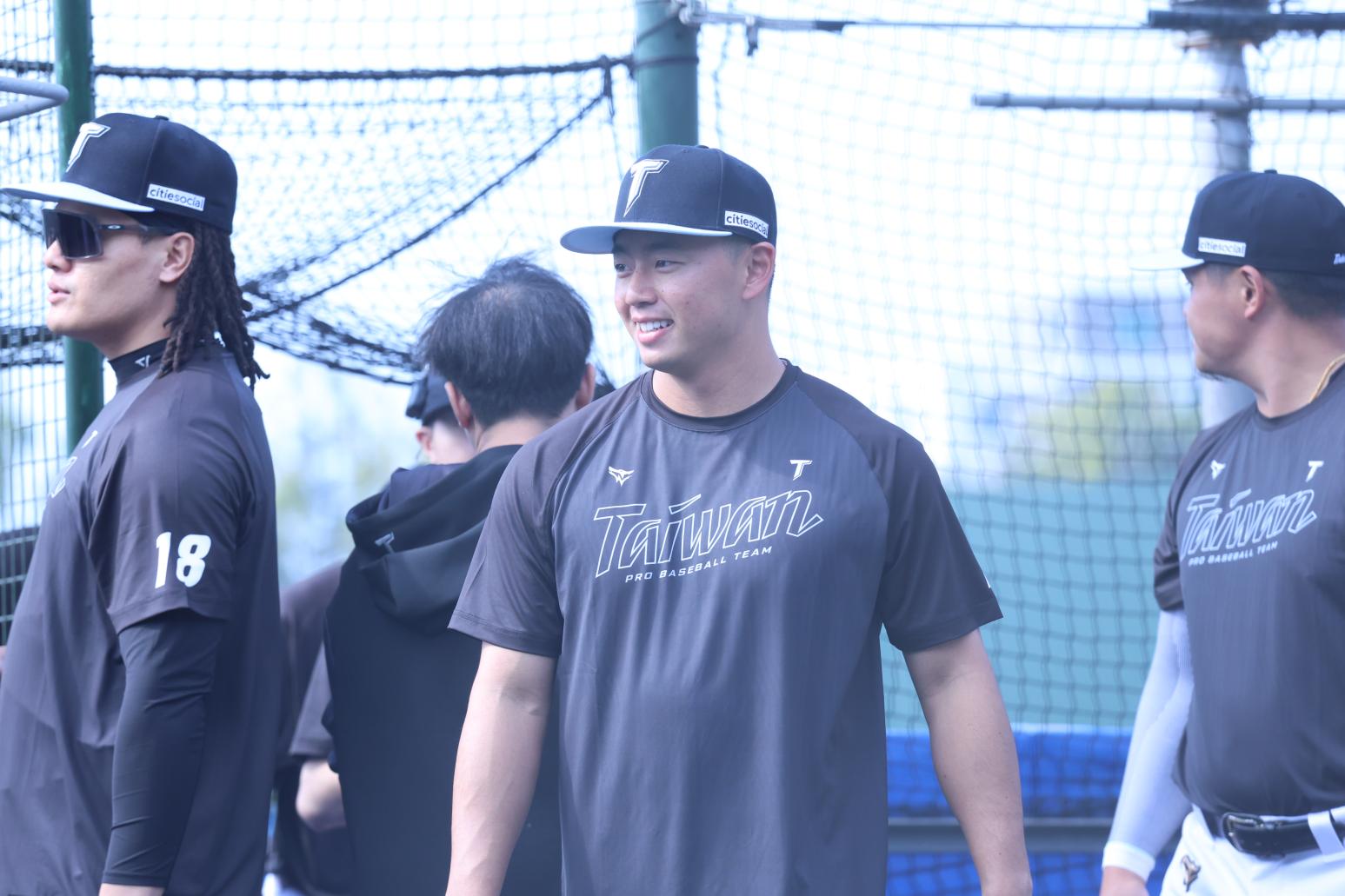 WBC/去年常遇龍恩　鄭宗哲上壘後寒暄：一周只能聊一次