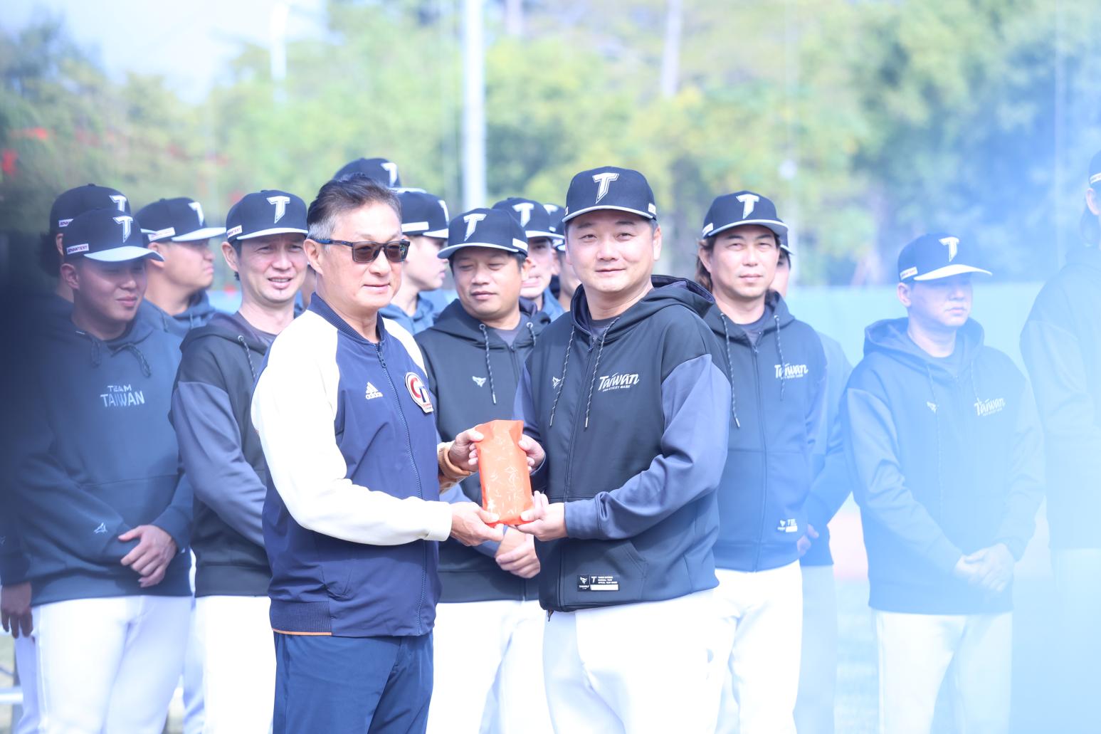 WBC/罕見左投戰力！　曾總說服陳冠宇再戰一屆