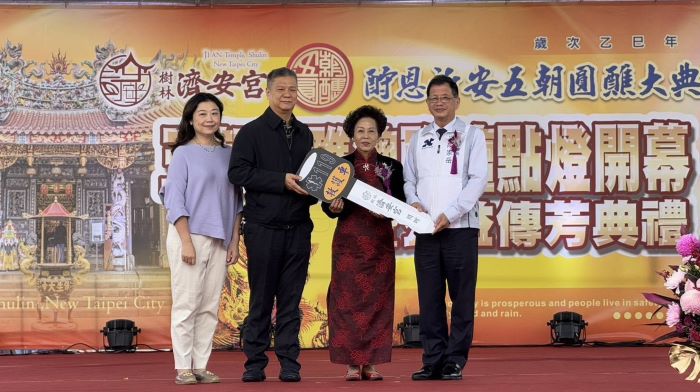 大愛善舉堅強後盾 樹林濟安宮再捐水箱...