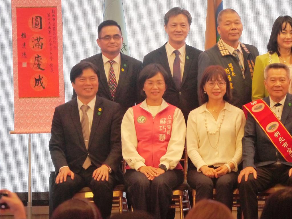 出席新北宜蘭同鄉會　賴清德：蘇巧慧是...