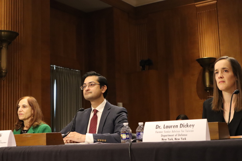 美國國會聽證會 (圖)