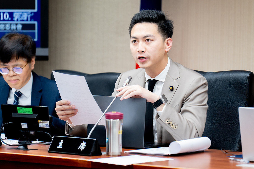 指台灣病不是匯率病　廖偉翔：應重新制...