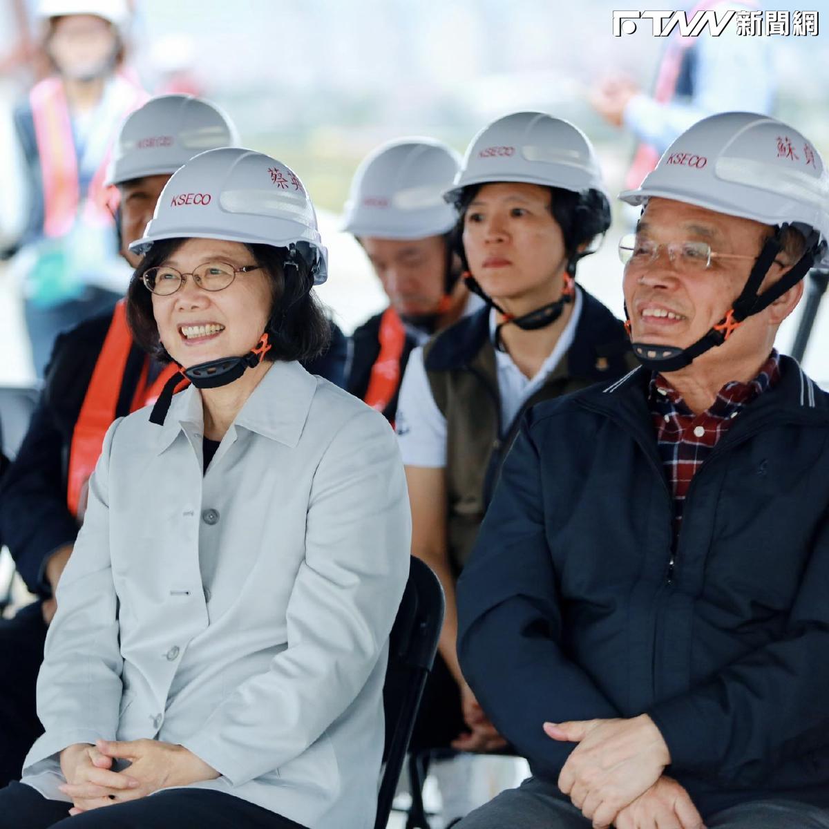 與蘇貞昌同遊淡江大橋　蔡英文：中央、...