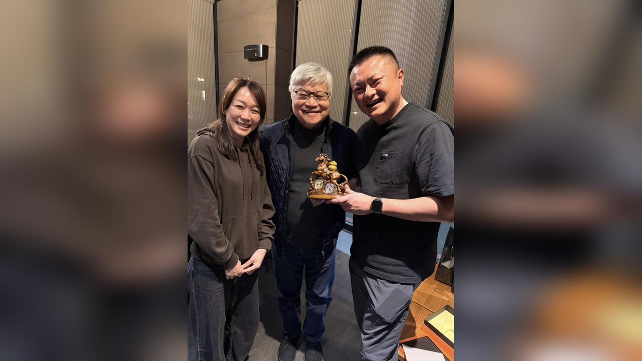 野生魏哲家出沒台中烤鴨店 台積電總裁親民獲讚