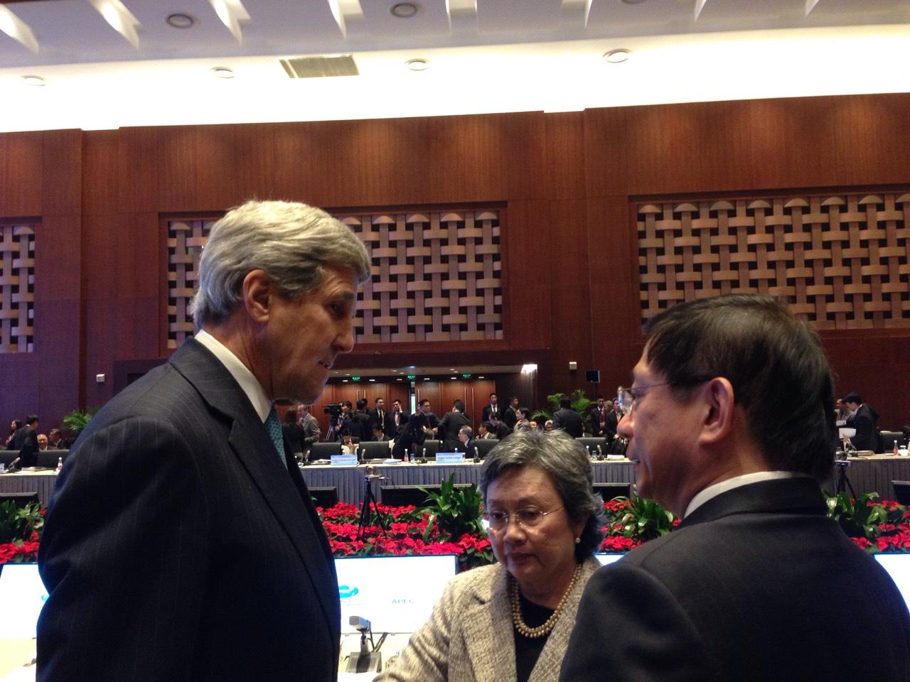 揭蕭萬長昔參加APEC「不怒而威」內...