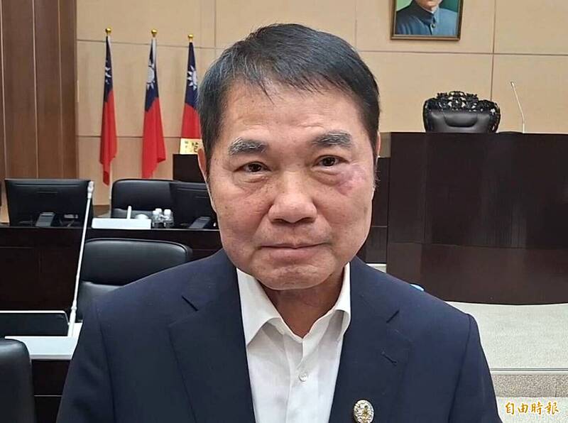 藍營推中配參政免棄國籍 鍾東錦：可稍...