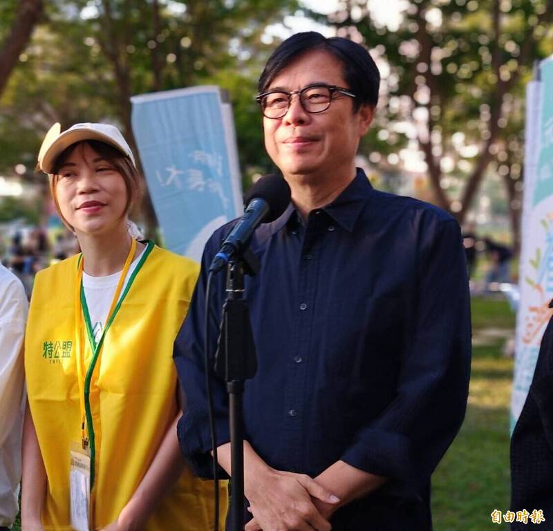 遭陳菁徽惡意連結喊告 陳其邁再酸「這種邏輯聽了3條線」