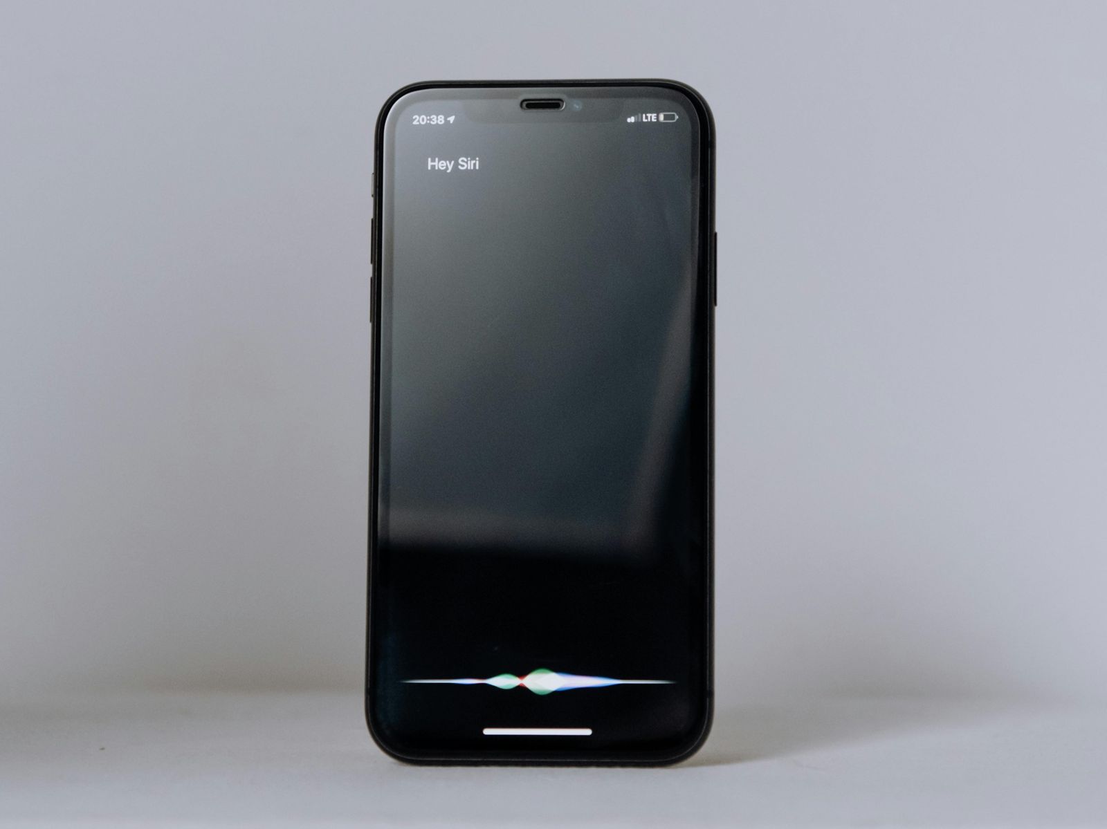 Siri全面改版！彭博曝蘋果將升級「AI聊天機器人」