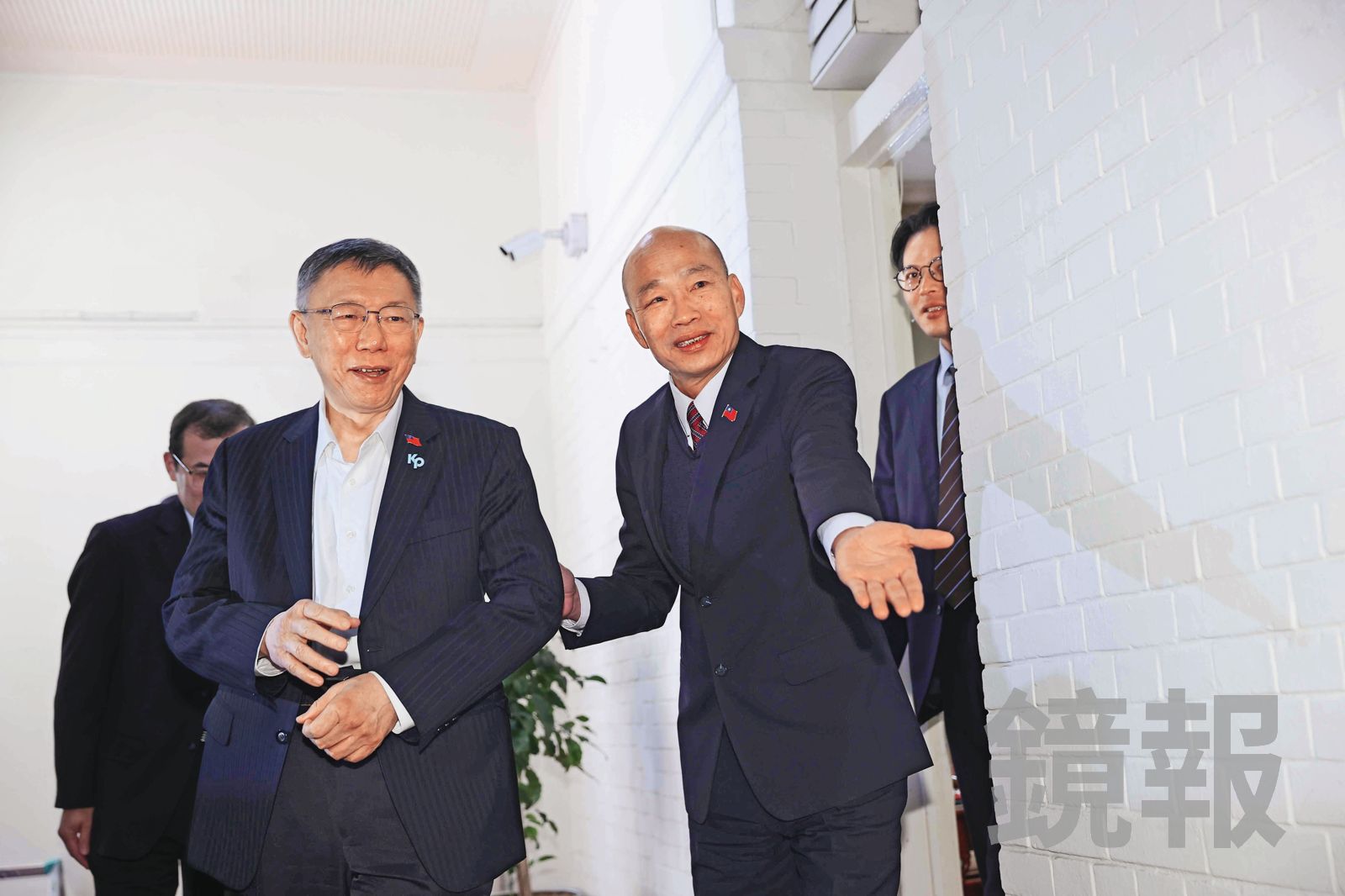 時事焦點／地方叫板藍、法案招手綠　柯文哲兩手校正白營路線