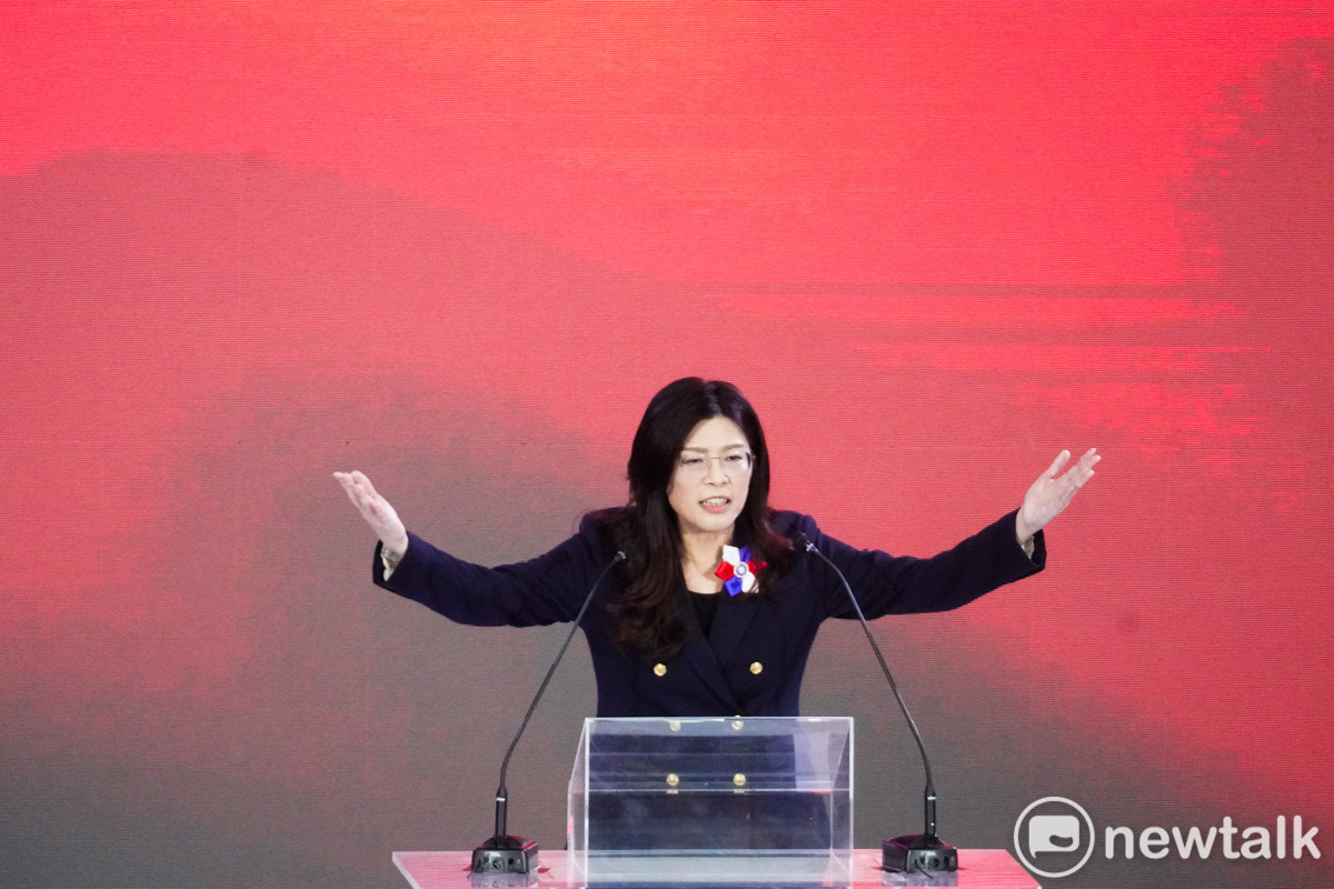 慈湖、頭寮謁陵追思兩蔣 鄭麗文轟民進...