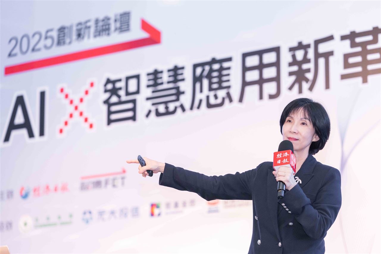 AI轉型從效率到韌性　遠傳總座井琪：...