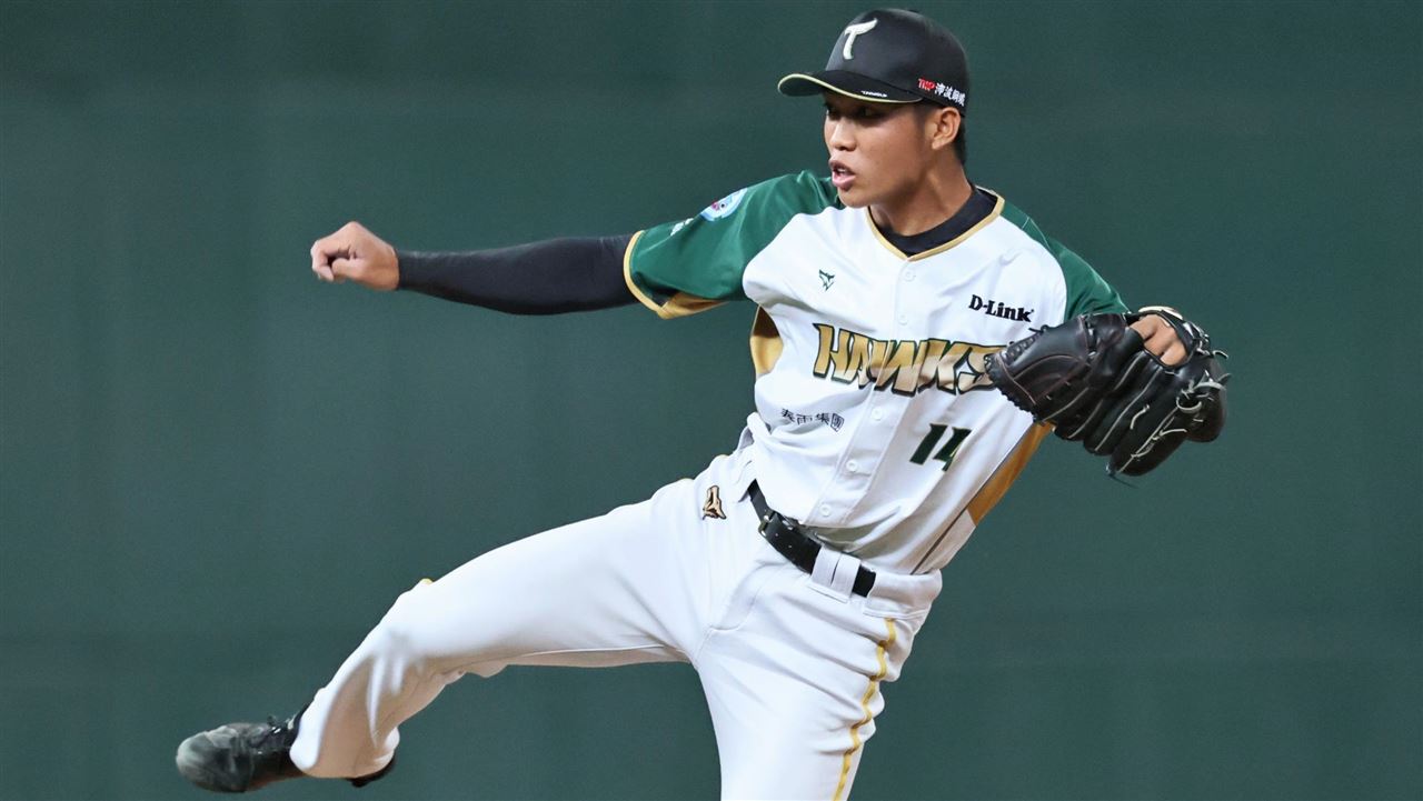 中職／林詩翔漲薪220％、王博玄簽複數約　台鋼雄鷹2026年月薪公布