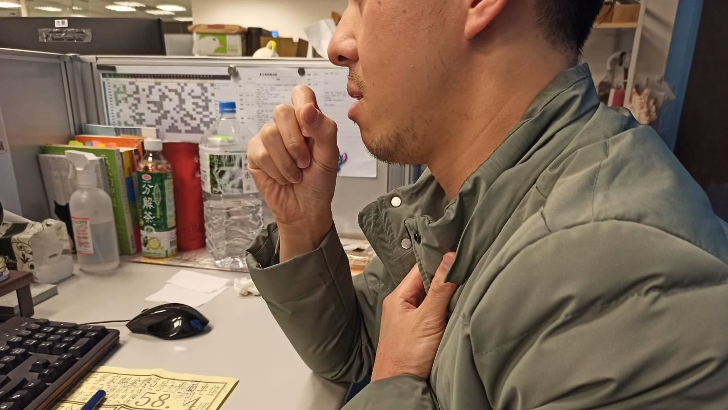 一到冬天就喘不過氣？醫曝「2錯誤迷思」　示警：恐是哮喘失控警訊