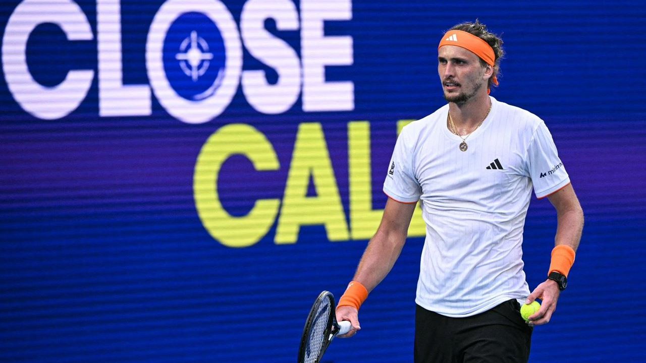 澳網／5.5小時史詩級大戰！打到雙腿無力　茲韋列夫目送艾卡拉茲晉決賽