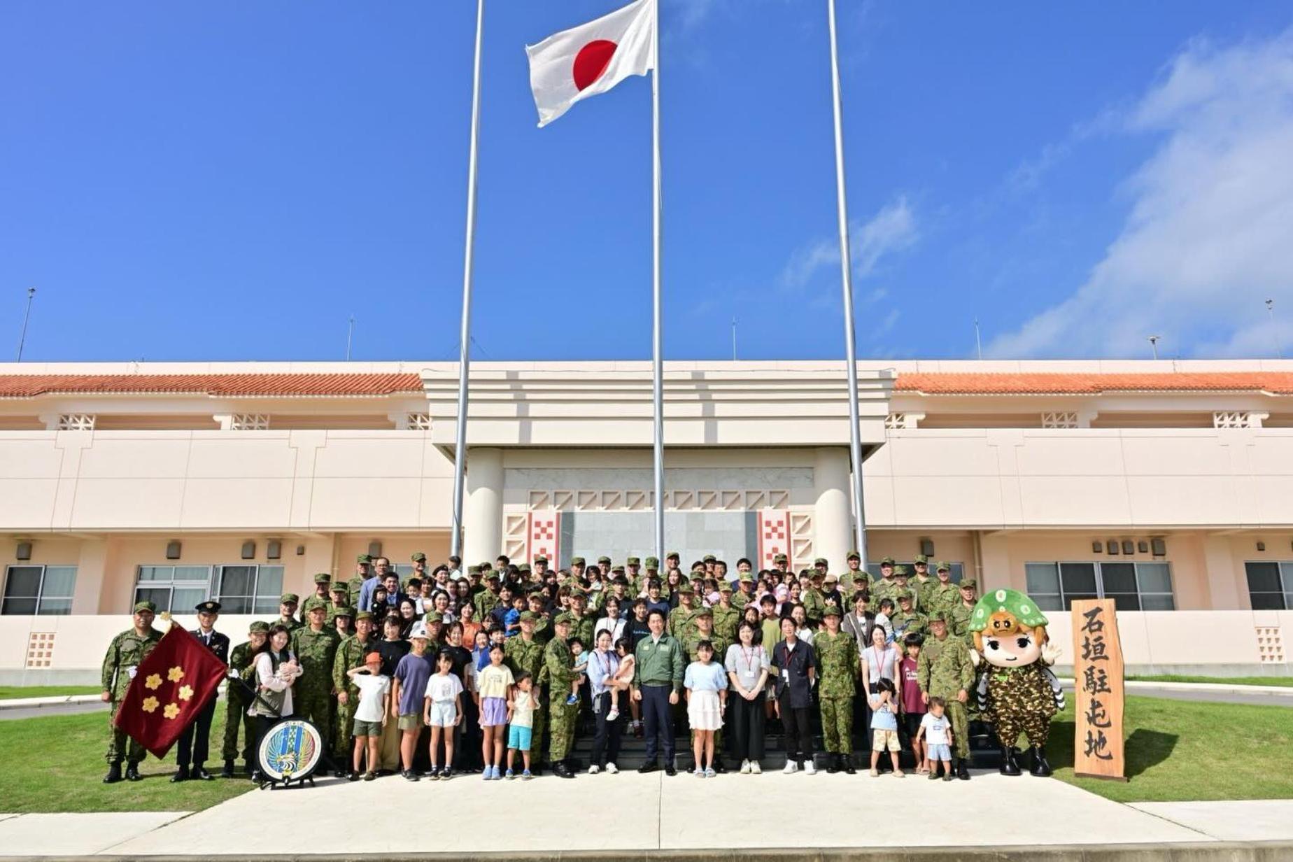 中國宣布實彈射擊演習　日本防衛大臣巡...