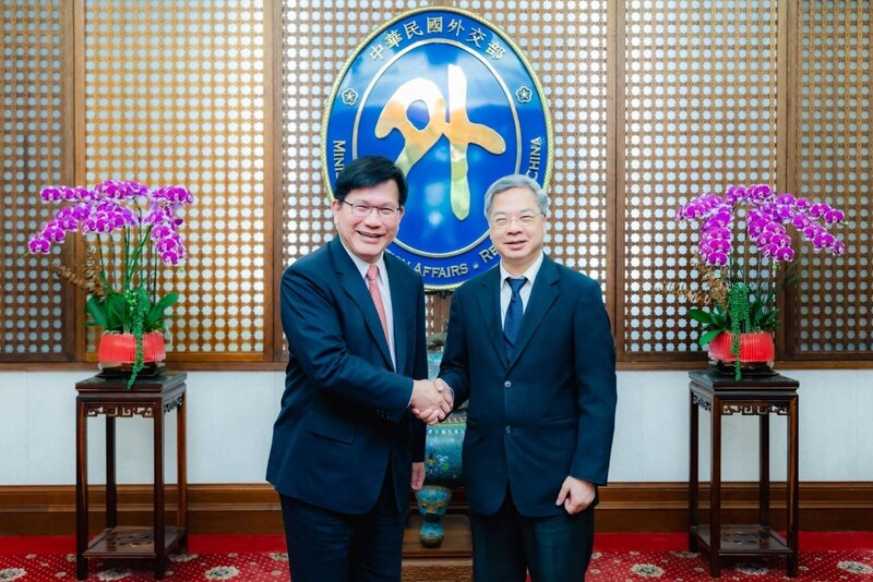 林佳龍與龔明鑫雙部長會議 (圖)