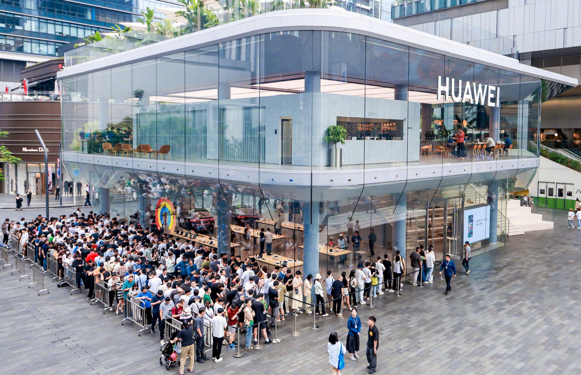 2025 中國手機市場蘋果輸華為，i...