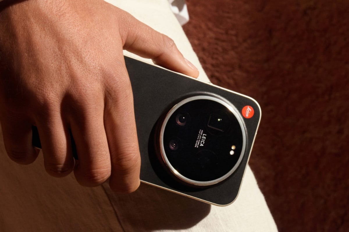 徠卡「可樂標」首度走向國際！小米17...