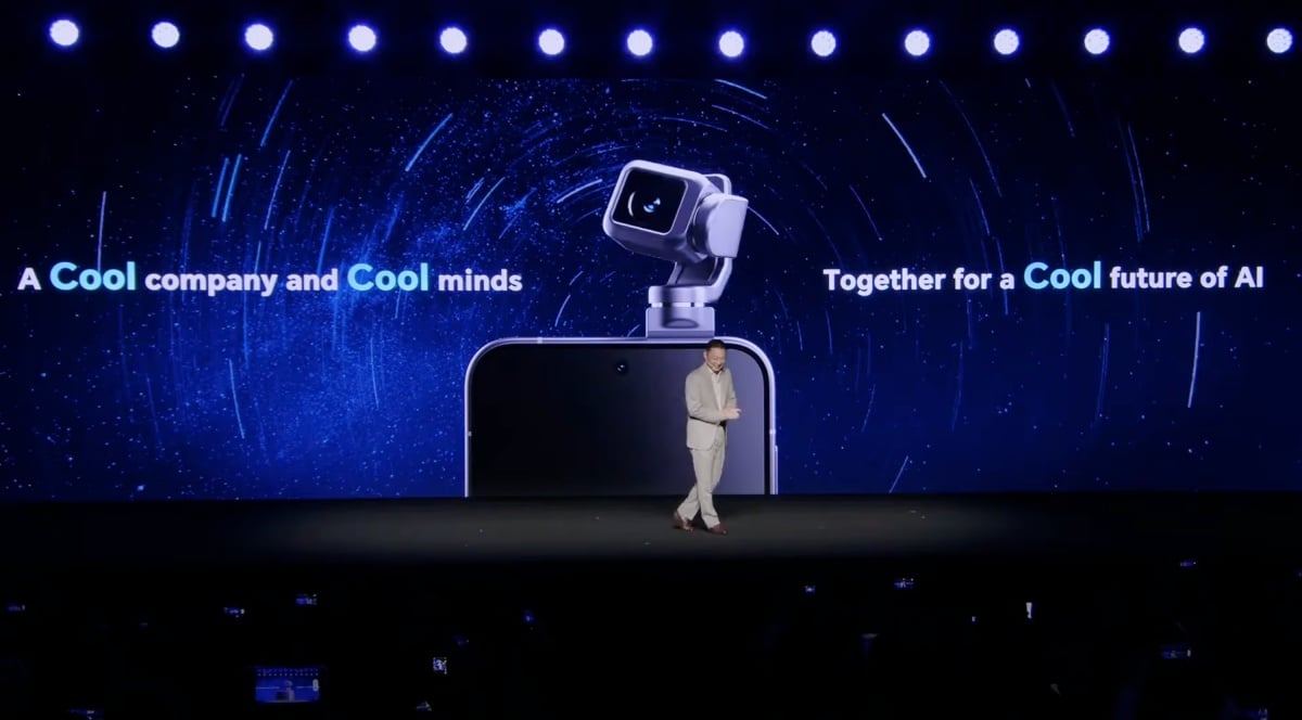 把機械雲台直接塞進手機裡！榮耀發表「Robot Phone」概念手機，更宣示百億美元AI轉型大計