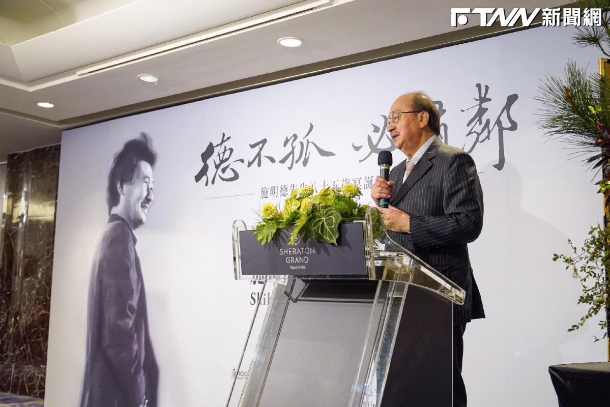 為施明德1句話留守國會25年　柯建銘...