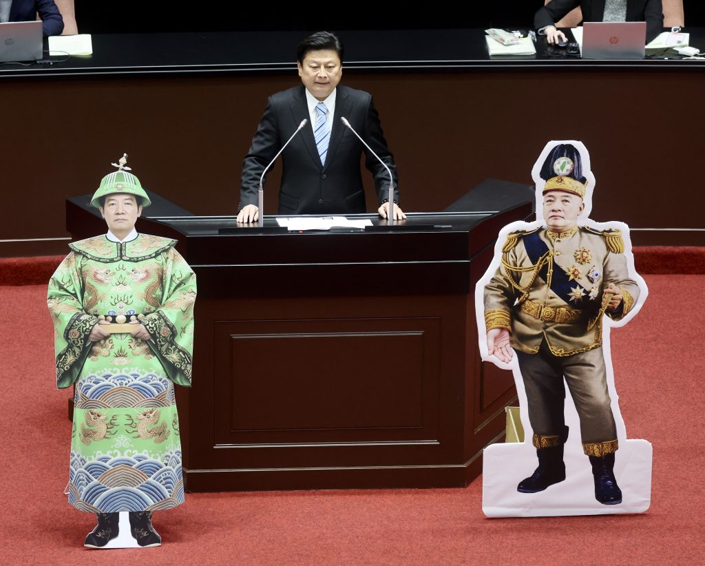 賴拒彈劾審查 朝野互槓