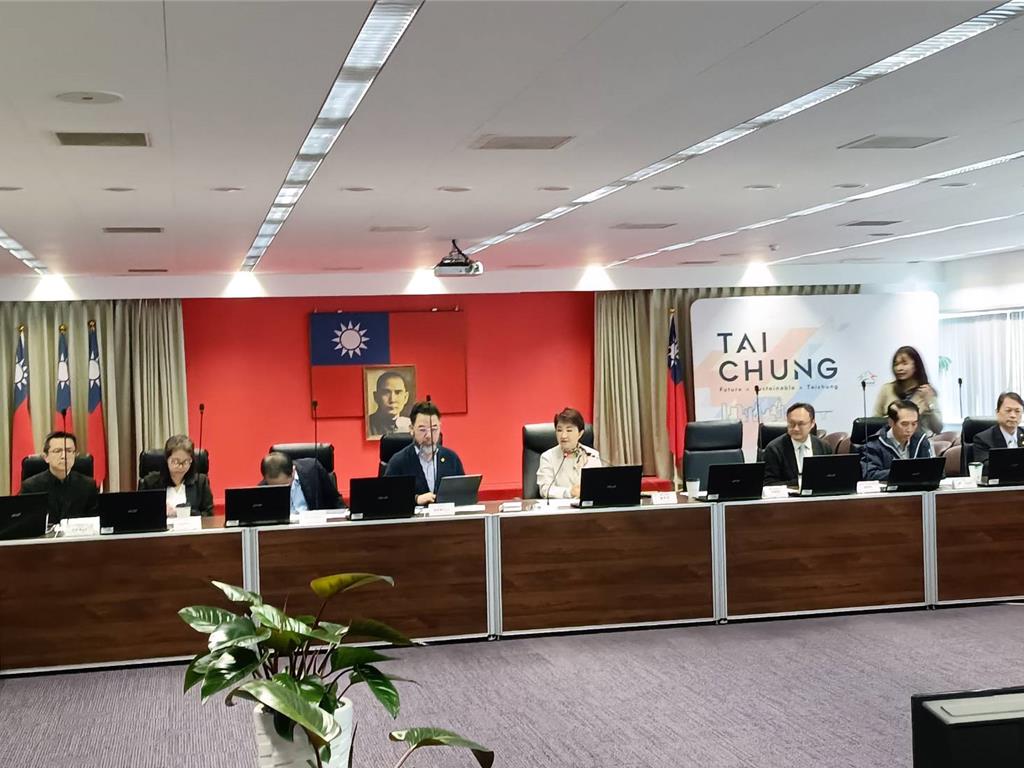 盧秀燕與產業座談 最新拋3建議：組台...