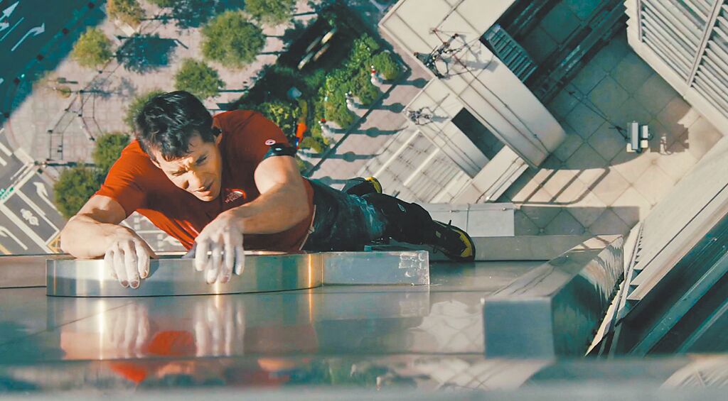 北市府怎敢讓霍諾德爬101？鍾沛君曝Netflix「關鍵定心丸」