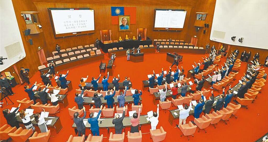 第十度卡關！藍白聯手擋總預算、1.25兆國防特別條例