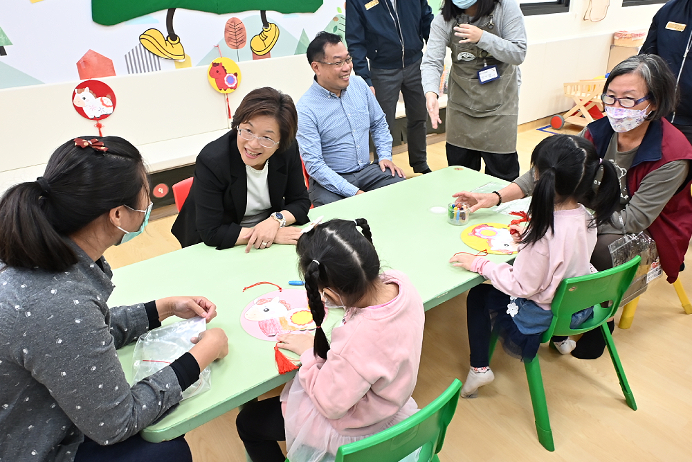 彰化親子館建置已達50%　王惠美：友善育兒減輕家長負擔