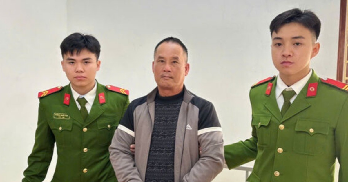 張文愛看暴力案件 「Dead」資料夾...