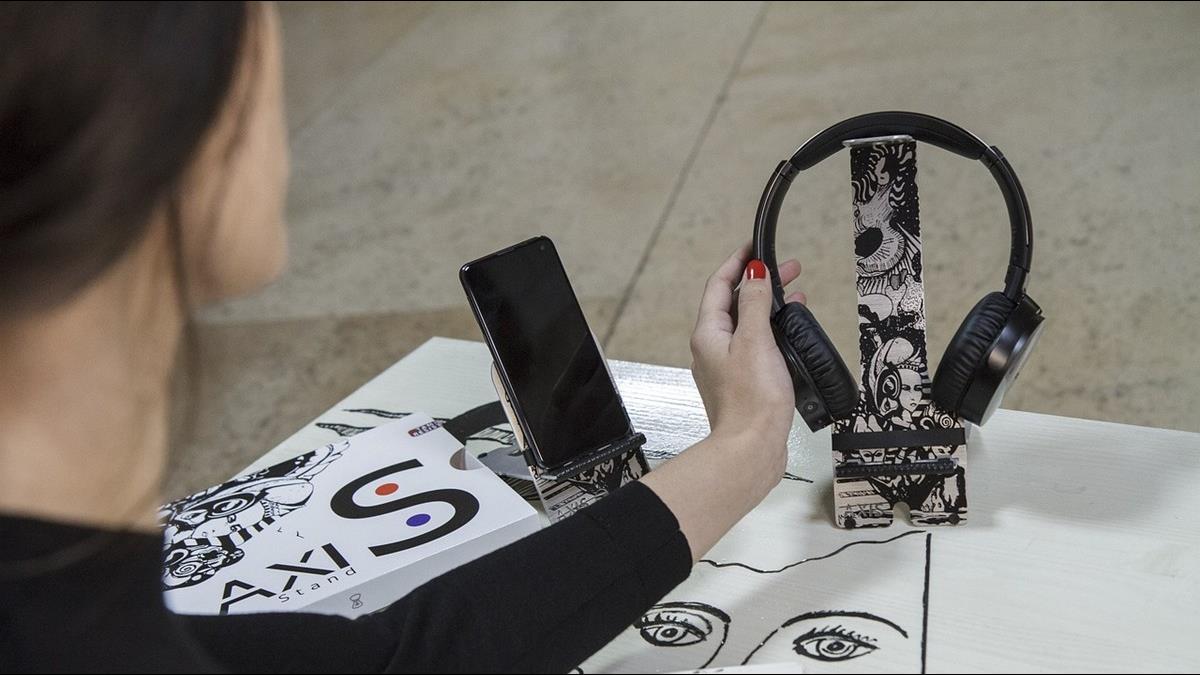 藍牙耳機恐變竊聽神器 駭客秒入侵 知名品牌也中招