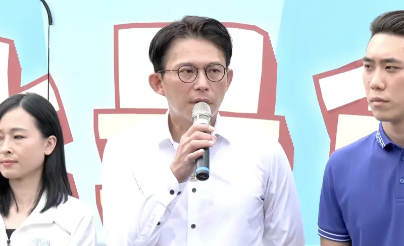 李貞秀就職立委切結書再惹議！黃國昌回...