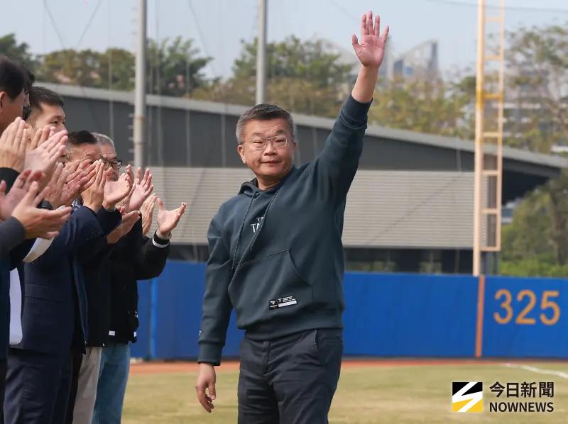 蔡其昌參選總召　挑戰職棒會長兼執政黨黨鞭