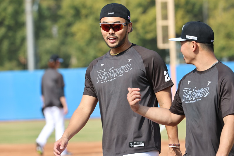 林家正透露未來規劃不排斥任何可能 (...