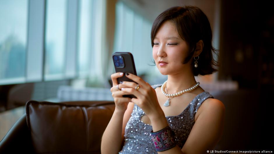 「死了麼」APP爆紅 獨居族每日簽到...